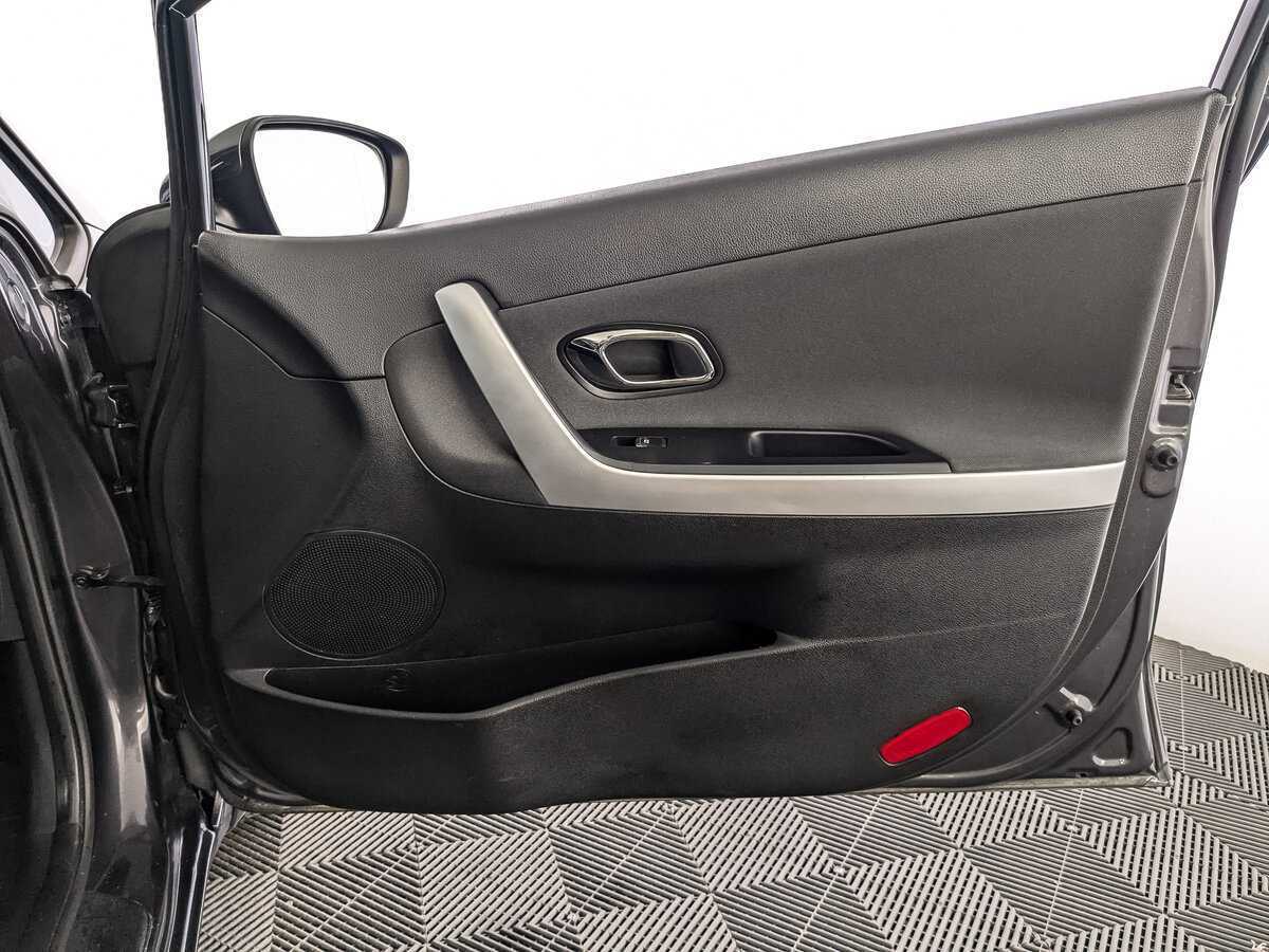Kia Ceed с пробегом — 2015 год. Фото: #20