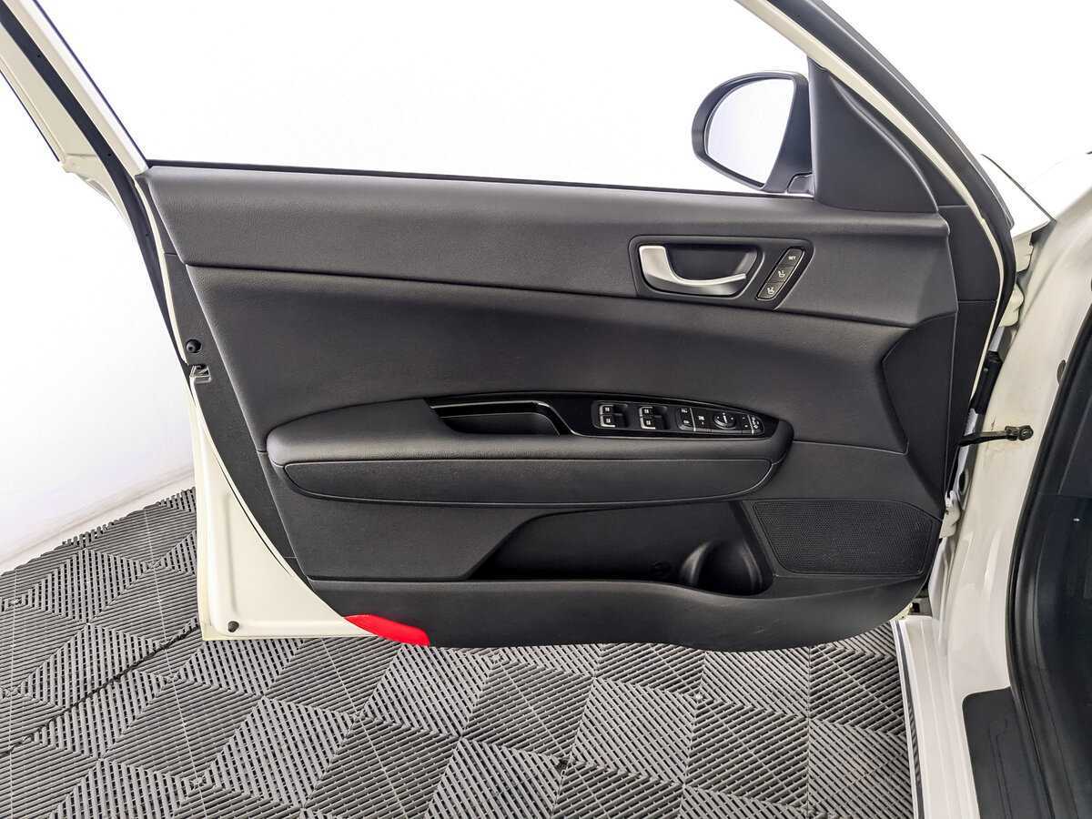 Kia Optima с пробегом — 2016 год. Фото: #14