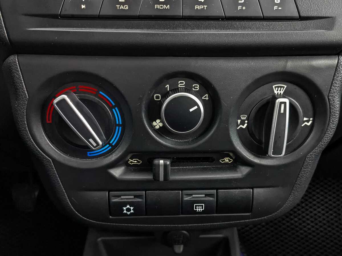 Lada (ВАЗ) Granta с пробегом — 2020 год. Фото: #21