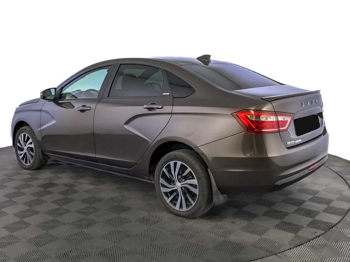 Lada (ВАЗ) Vesta с пробегом — 2019 год. Фото: #6