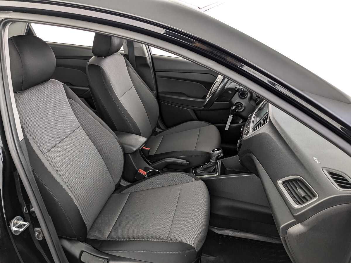 Hyundai Solaris с пробегом — 2018 год. Фото: #19