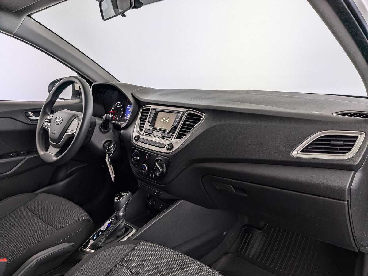 Hyundai Solaris с пробегом — 2022 год. Фото: #8