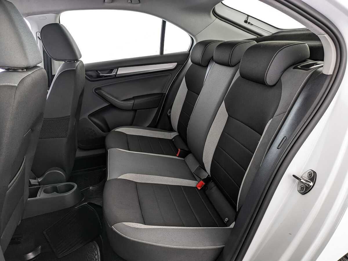 Skoda Rapid с пробегом — 2019 год. Фото: #9