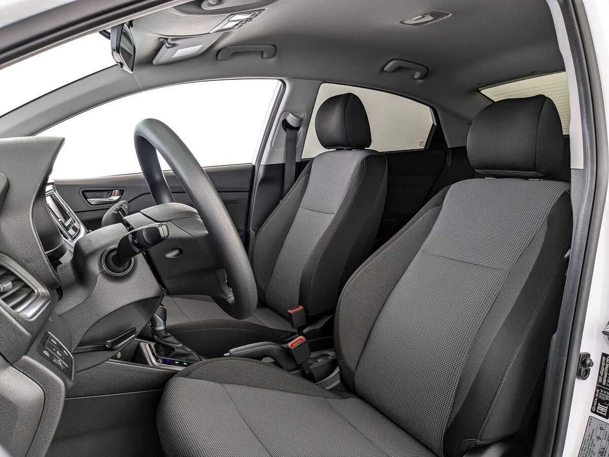 Hyundai Solaris с пробегом — 2022 год. Фото: #15