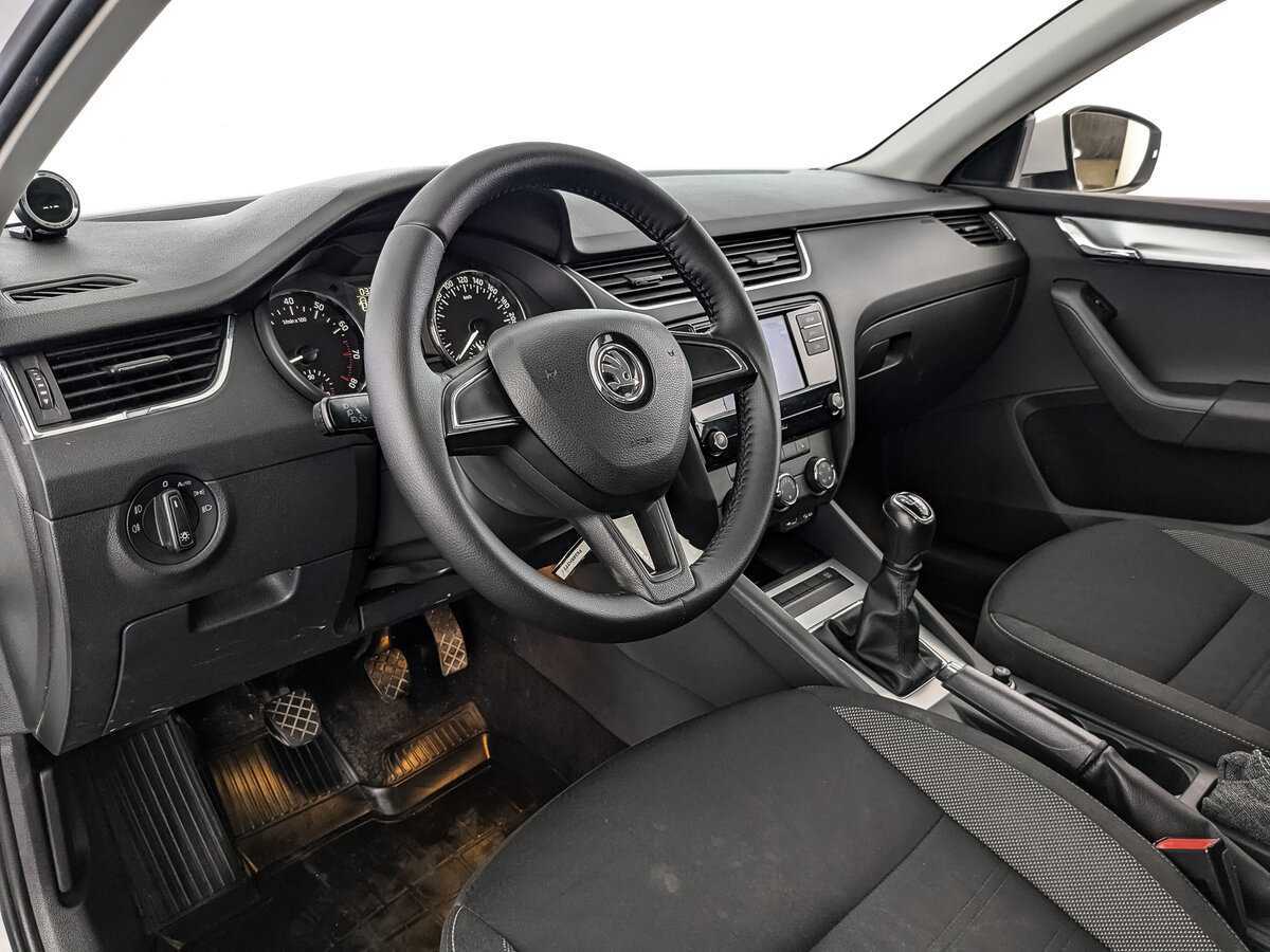 Skoda Octavia с пробегом — 2017 год. Фото: #10