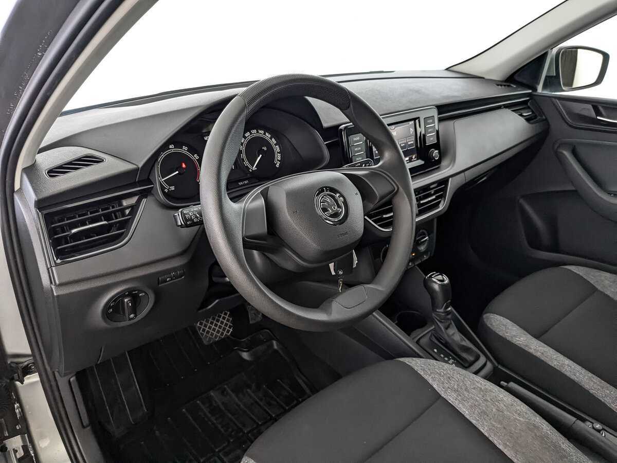 Skoda Rapid с пробегом — 2020 год. Фото: #10