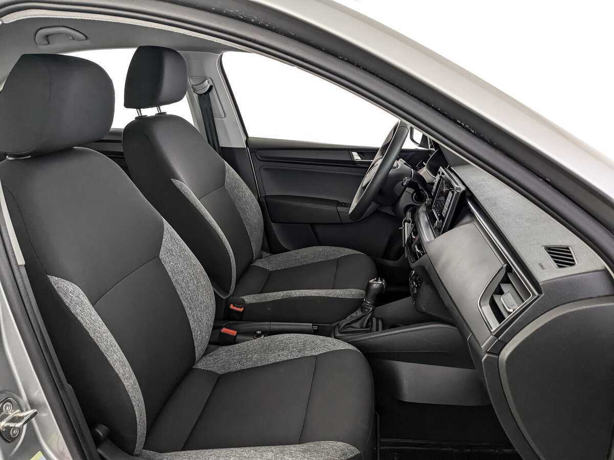 Skoda Rapid с пробегом — 2020 год. Фото: #19