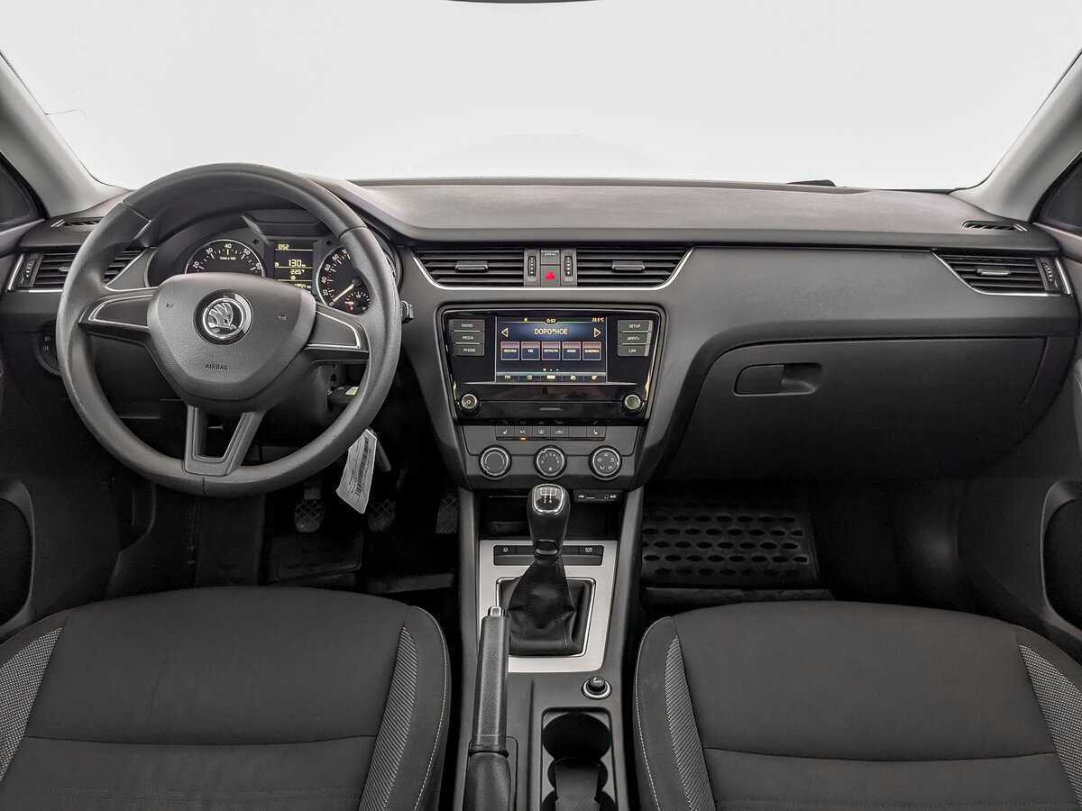 Skoda Octavia с пробегом — 2017 год. Фото: #11