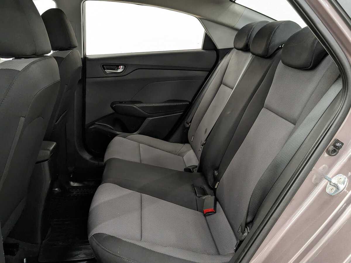 Hyundai Solaris с пробегом — 2018 год. Фото: #13