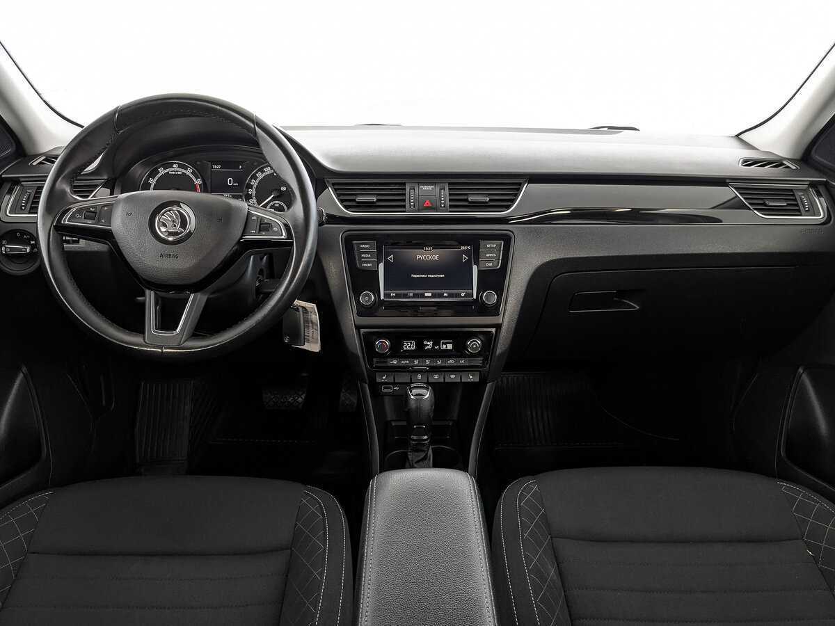 Skoda Rapid с пробегом — 2019 год. Фото: #9