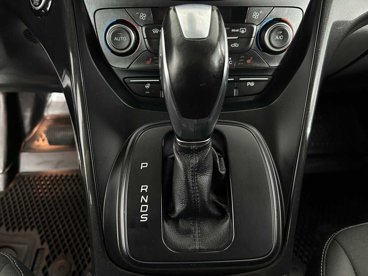 Ford Kuga с пробегом — 2018 год. Фото: #10