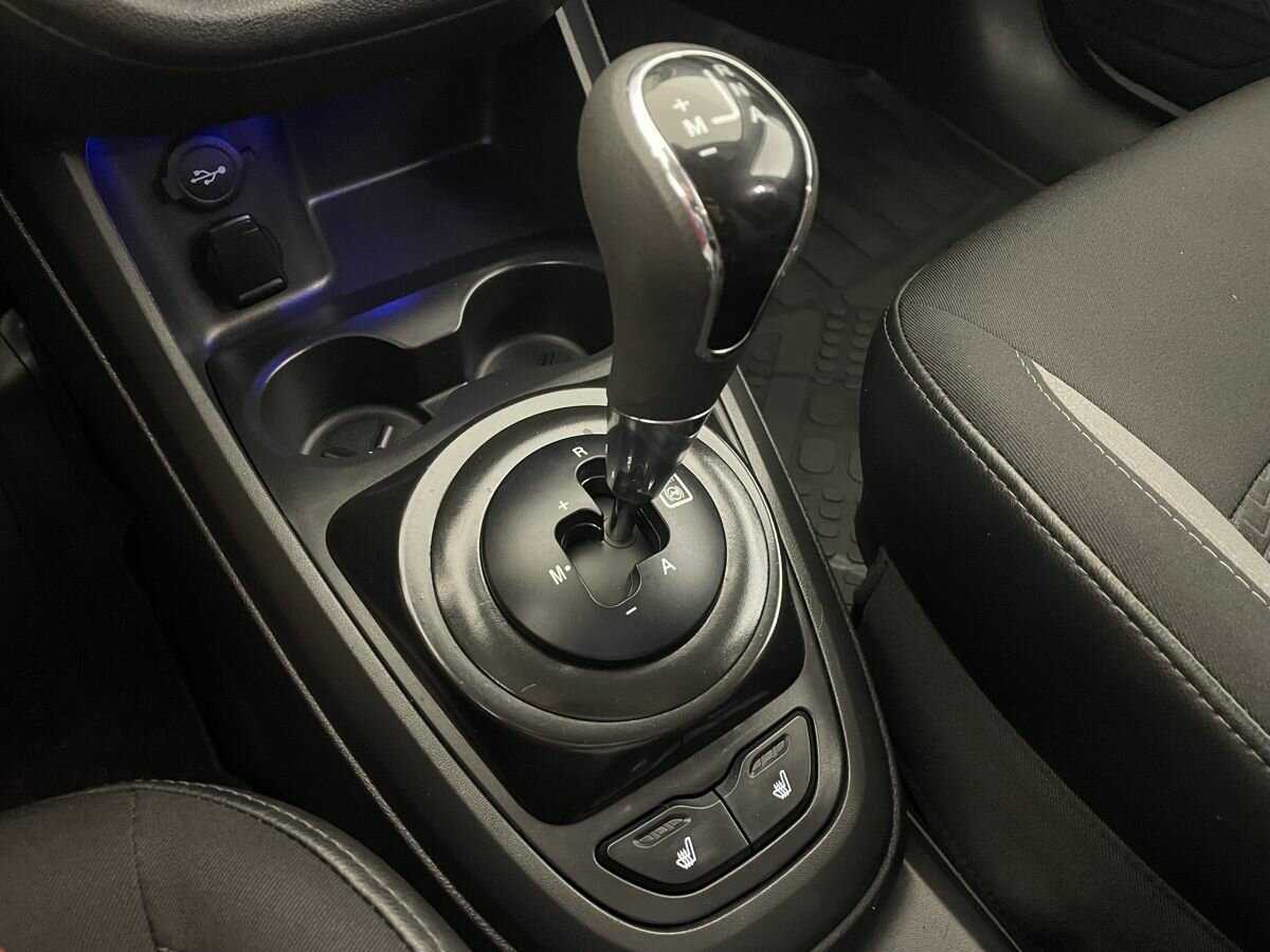 Lada (ВАЗ) Vesta с пробегом — 2018 год. Фото: #12