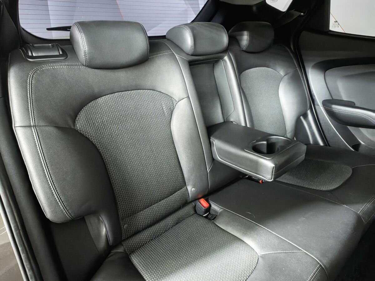 Hyundai ix35 с пробегом — 2013 год. Фото: #10