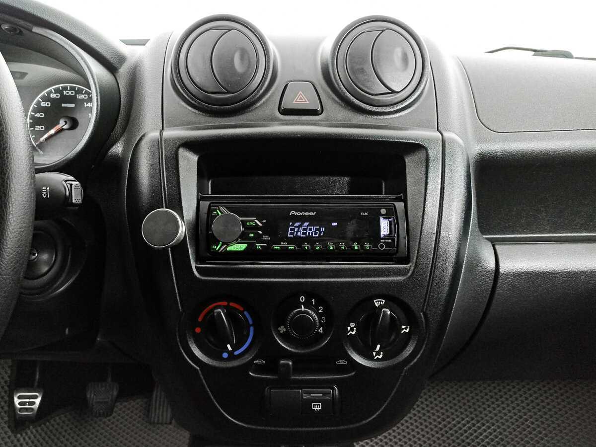 Lada (ВАЗ) Granta с пробегом — 2017 год. Фото: #12