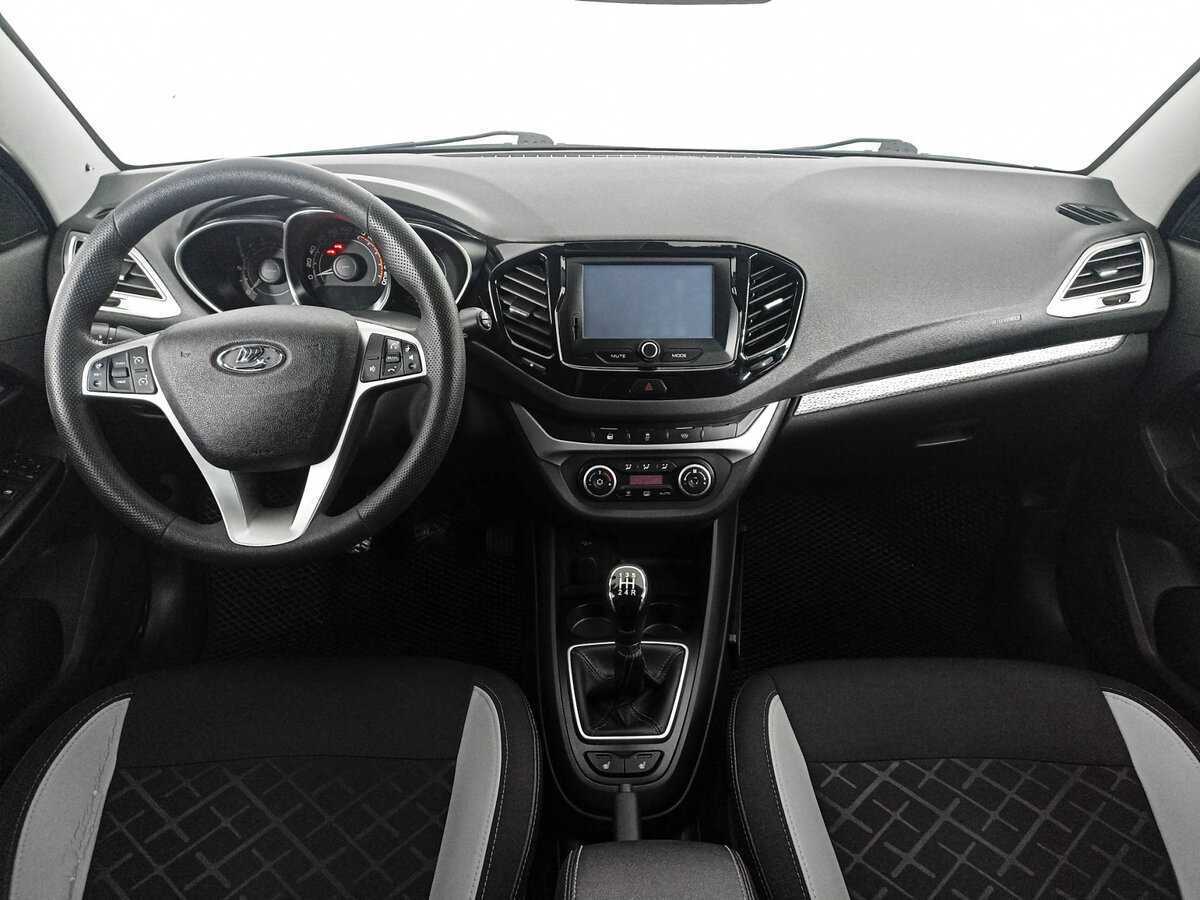 Lada (ВАЗ) Vesta с пробегом — 2017 год. Фото: #11