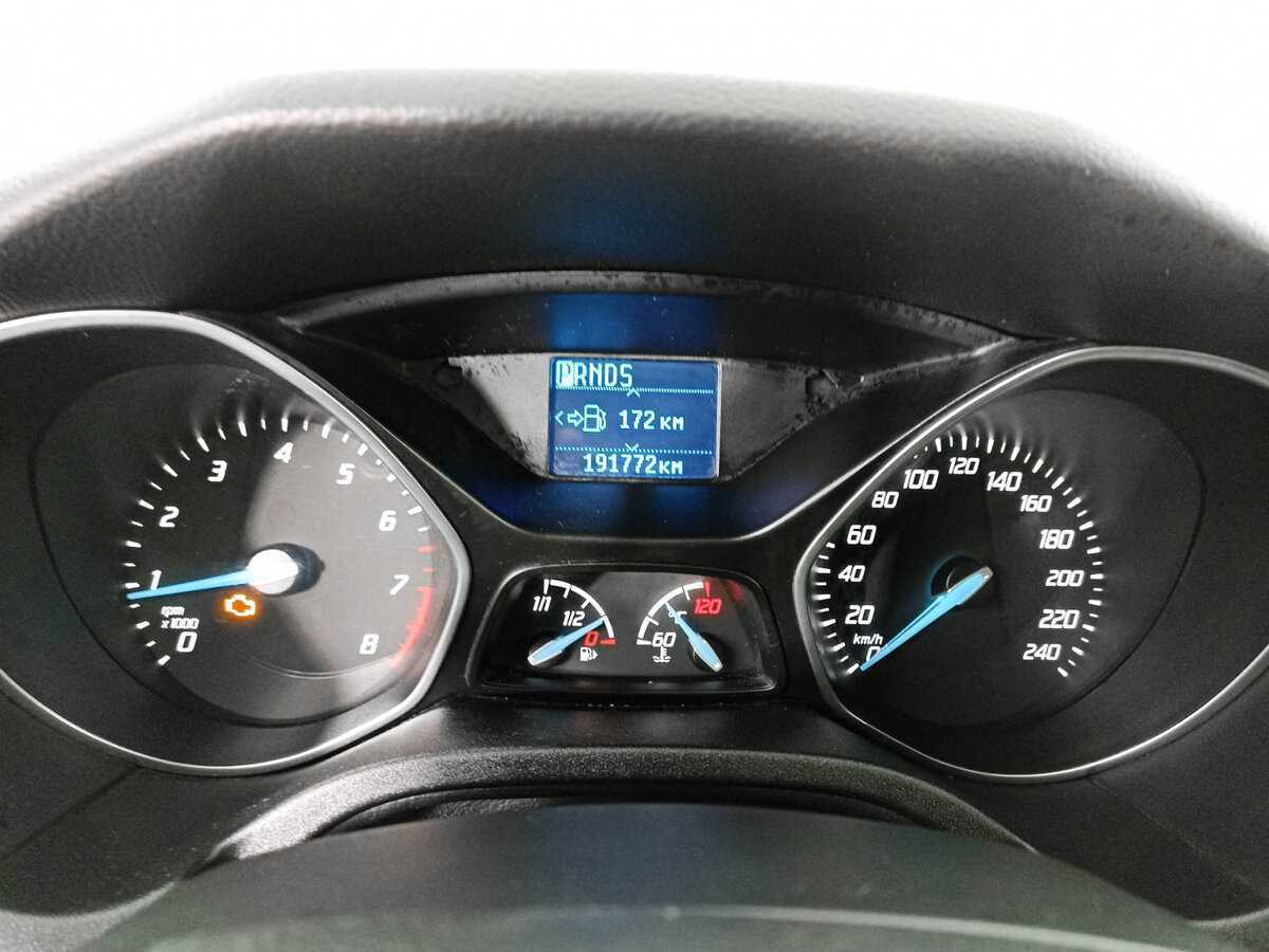 Ford Focus с пробегом — 2014 год. Фото: #10