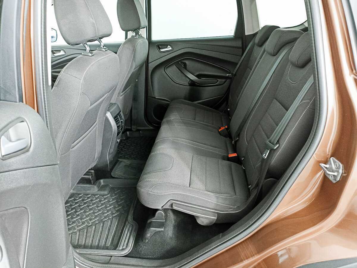 Ford Kuga с пробегом — 2013 год. Фото: #8