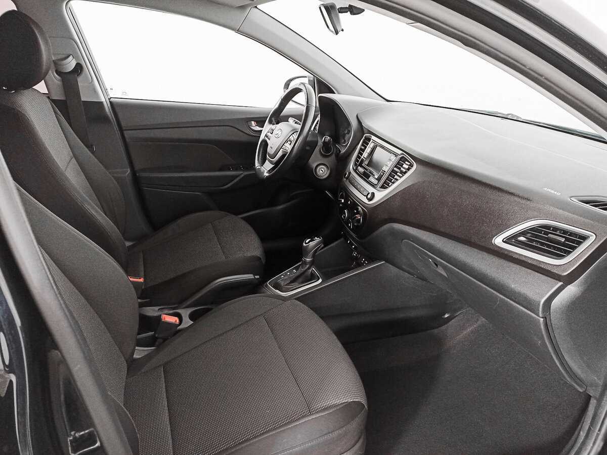 Hyundai Solaris с пробегом — 2017 год. Фото: #8