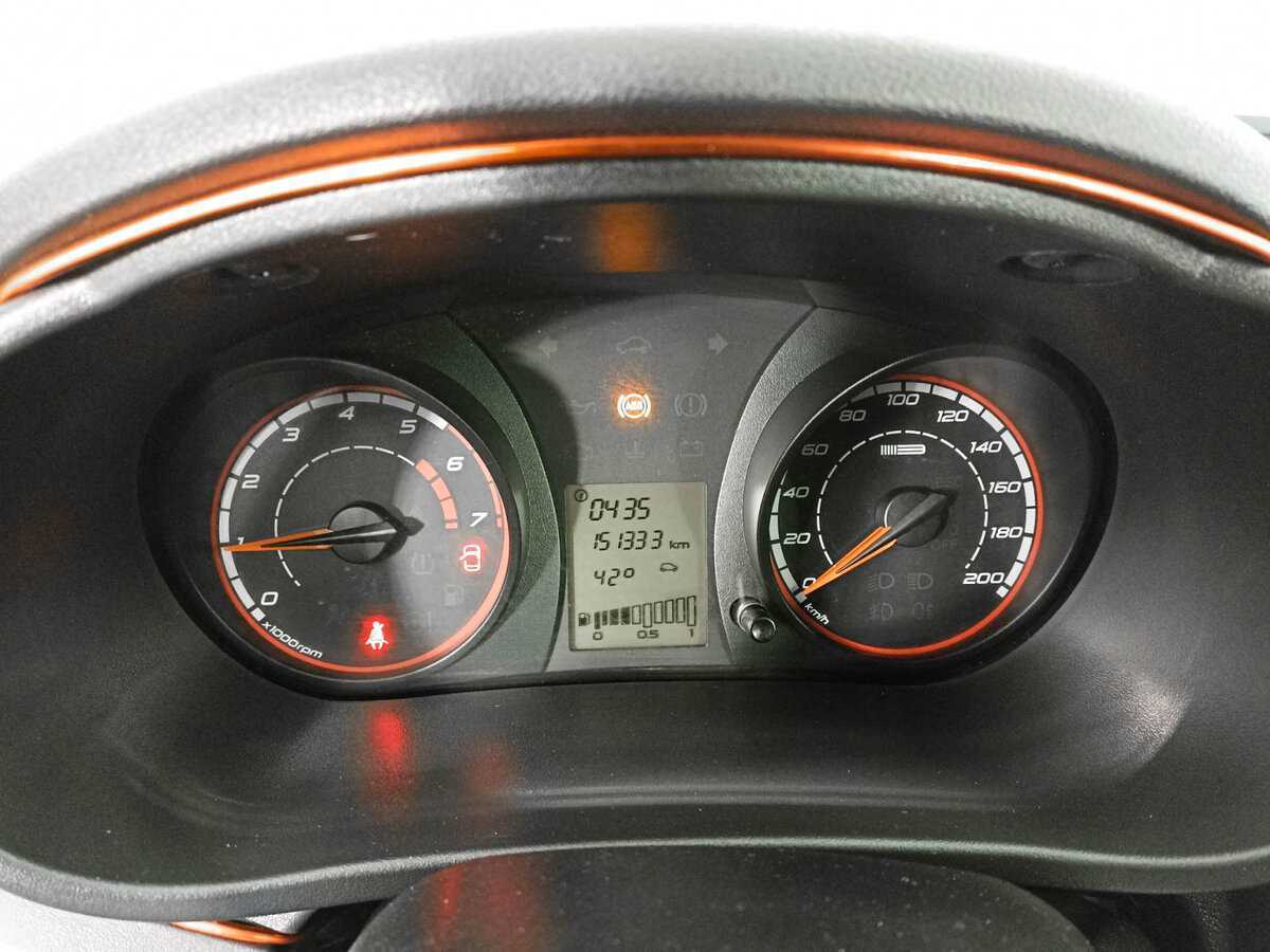 Lada (ВАЗ) Kalina с пробегом — 2017 год. Фото: #10