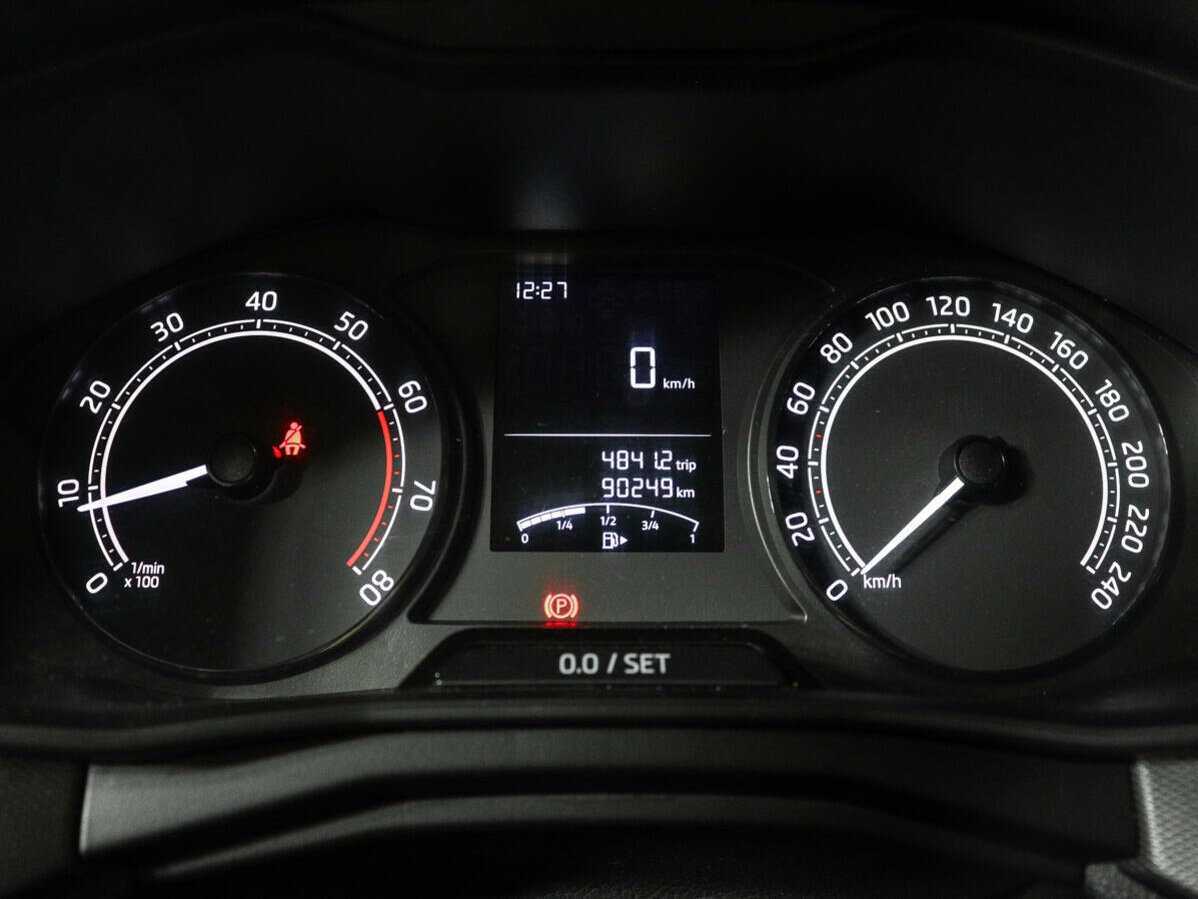 Skoda Rapid с пробегом — 2020 год. Фото: #9