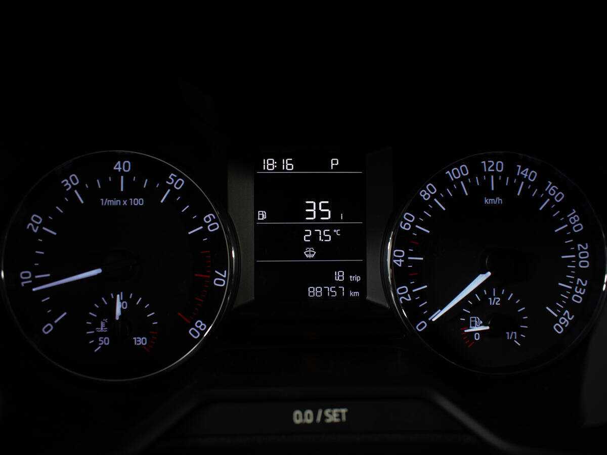 Skoda Octavia с пробегом — 2016 год. Фото: #7