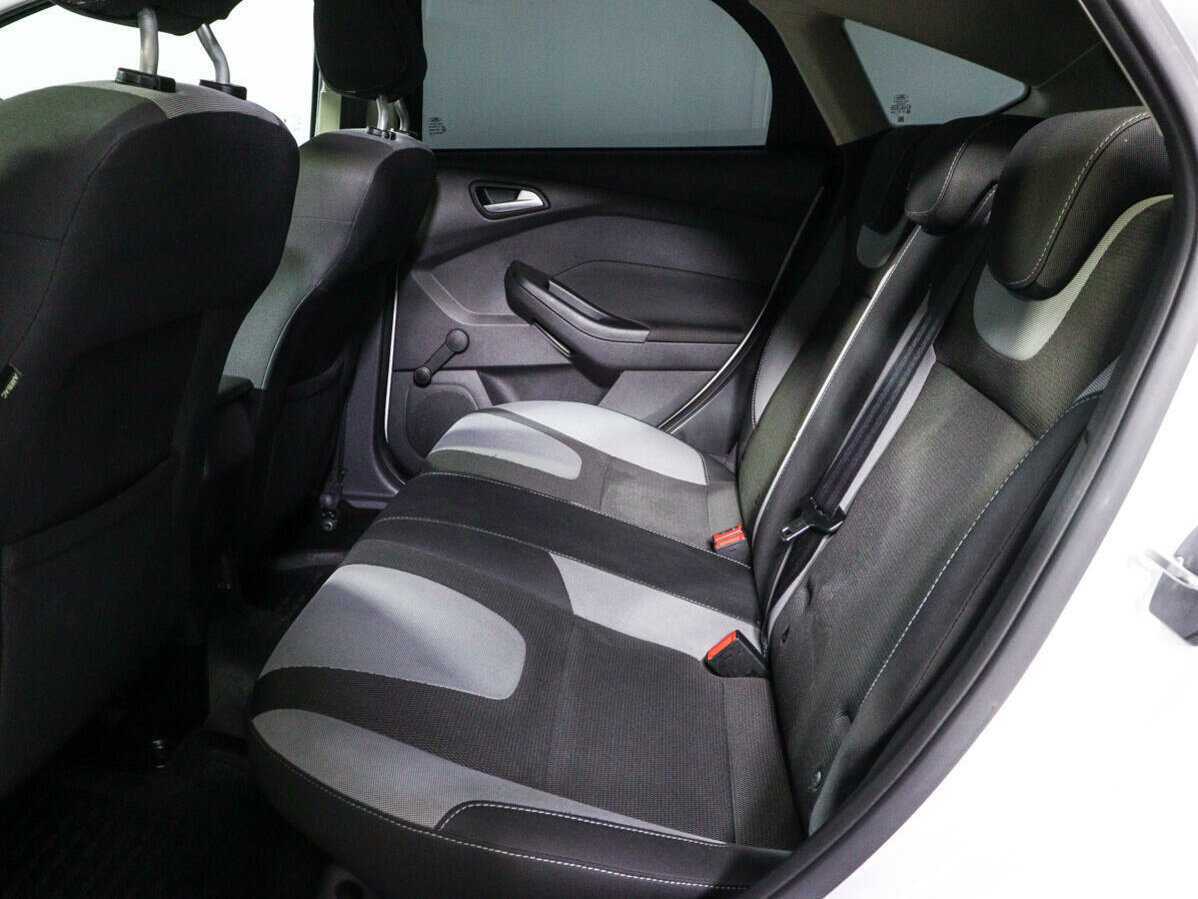 Ford Focus с пробегом — 2013 год. Фото: #7