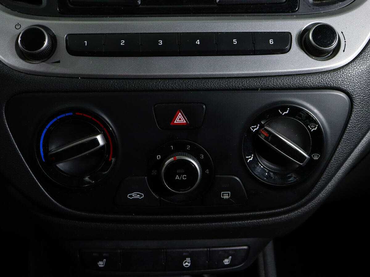 Hyundai Solaris с пробегом — 2018 год. Фото: #15