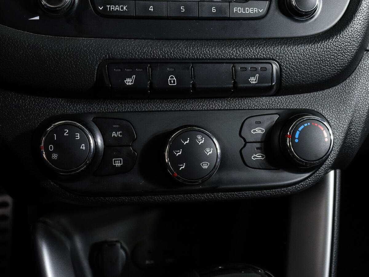 Kia Ceed с пробегом — 2012 год. Фото: #13