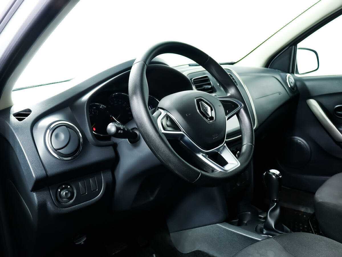 Renault Logan с пробегом — 2019 год. Фото: #12