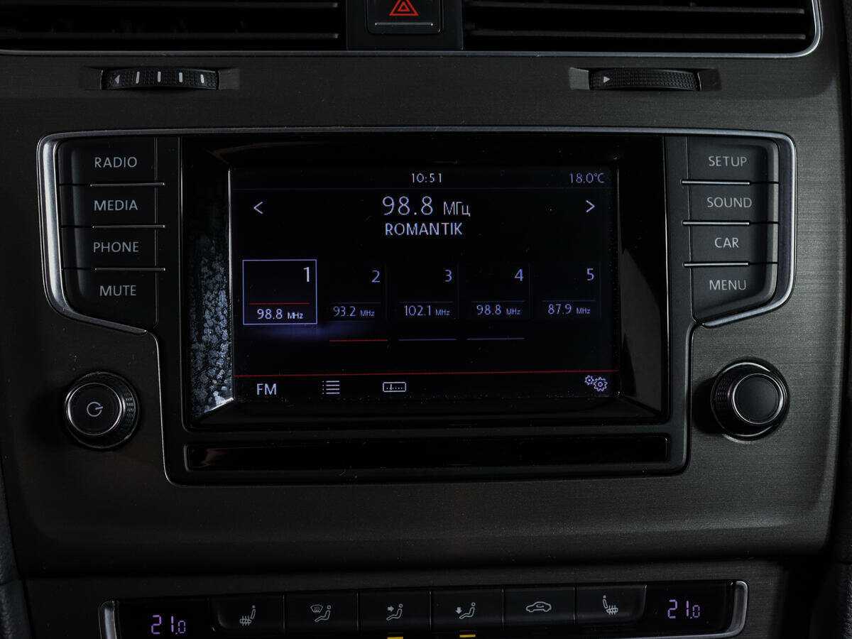 Volkswagen Golf с пробегом — 2013 год. Фото: #20