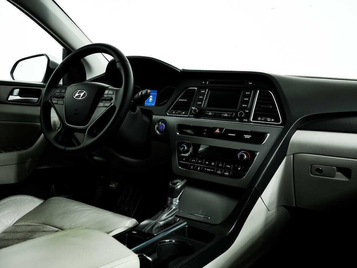 Hyundai Sonata с пробегом — 2014 год. Фото: #8