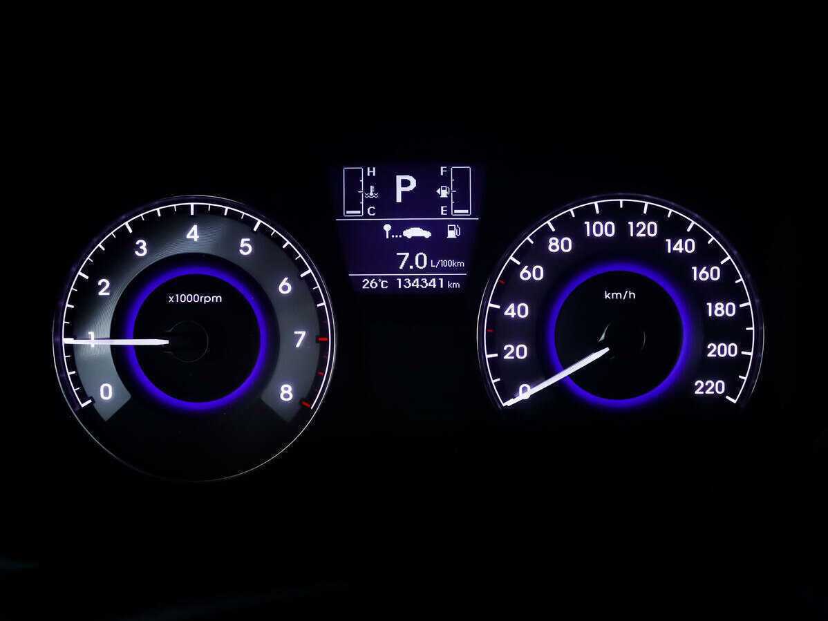 Hyundai Solaris с пробегом — 2014 год. Фото: #9