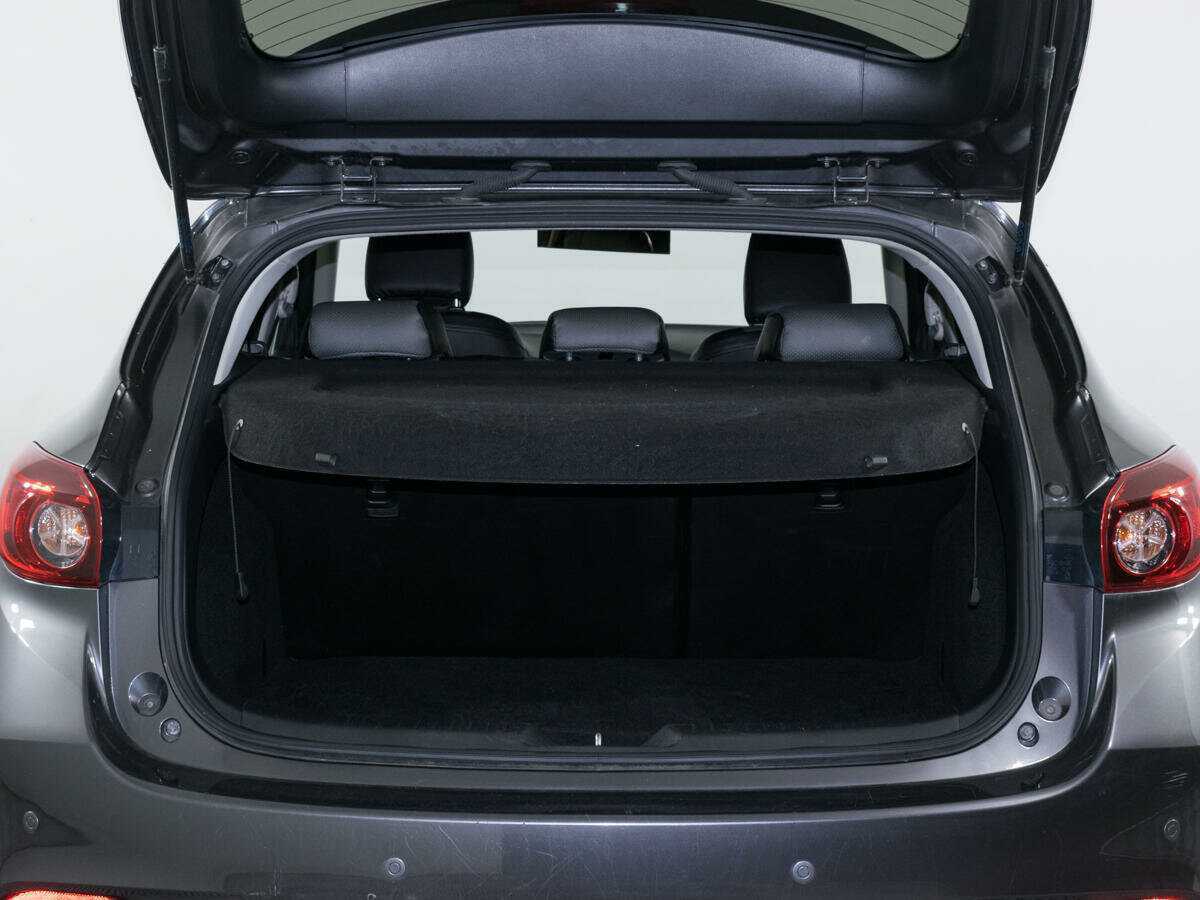 Mazda 3 с пробегом — 2018 год. Фото: #6