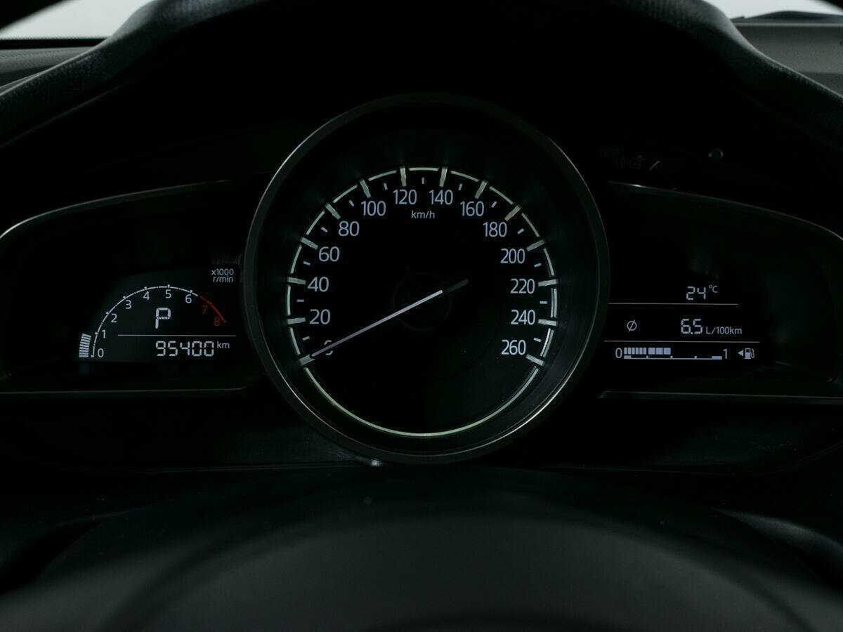 Mazda 3 с пробегом — 2018 год. Фото: #9