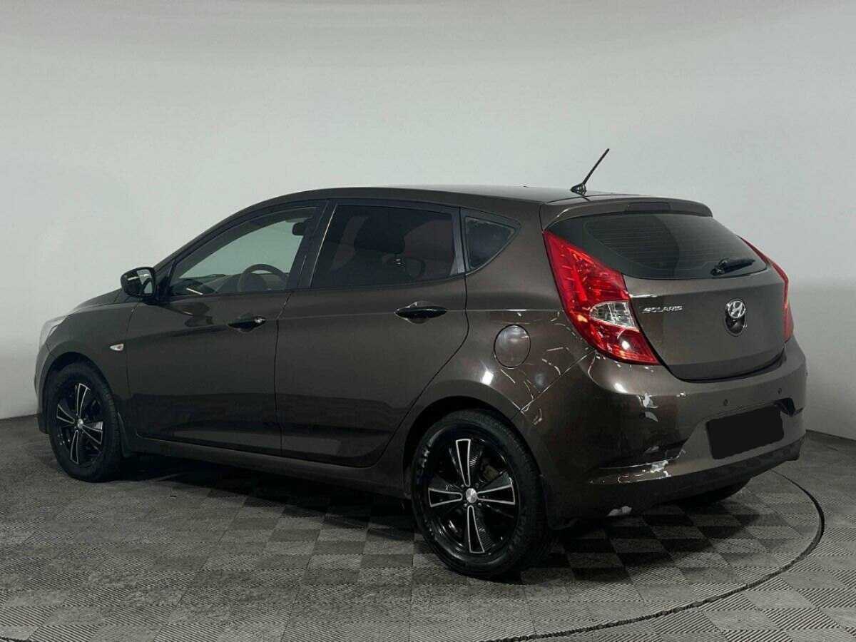 Hyundai Solaris с пробегом — 2016 год. Фото: #6