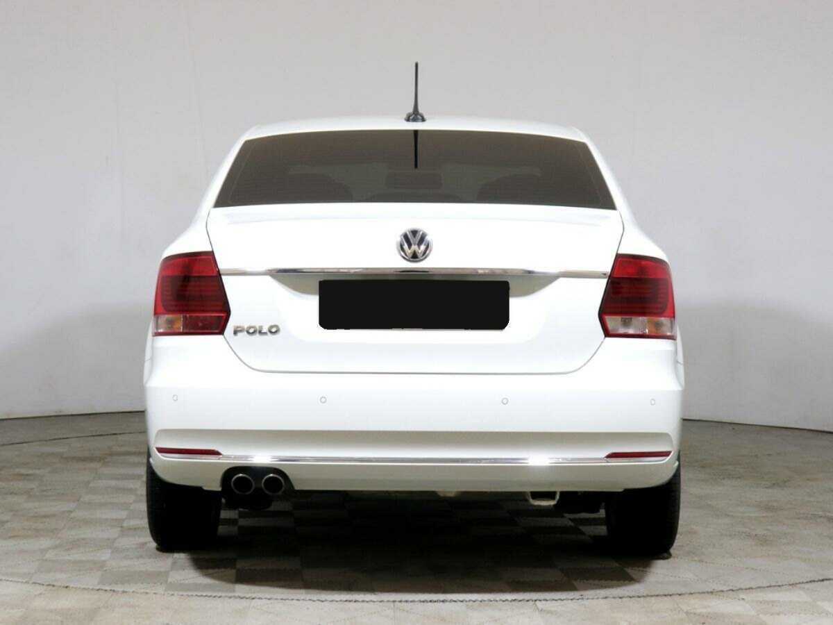 Volkswagen Polo с пробегом — 2017 год. Фото: #5