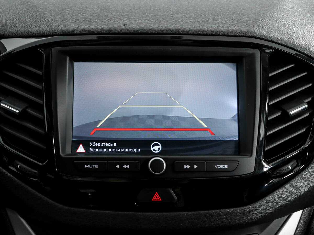 Lada (ВАЗ) Vesta с пробегом — 2022 год. Фото: #14