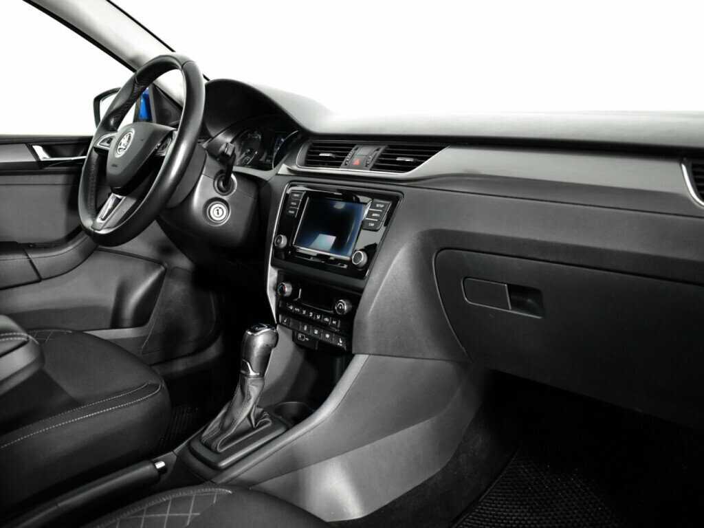 Skoda Rapid с пробегом — 2018 год. Фото: #8