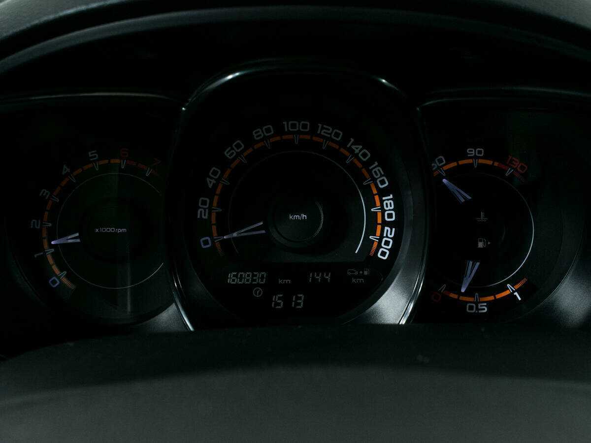 Lada (ВАЗ) Vesta с пробегом — 2017 год. Фото: #11