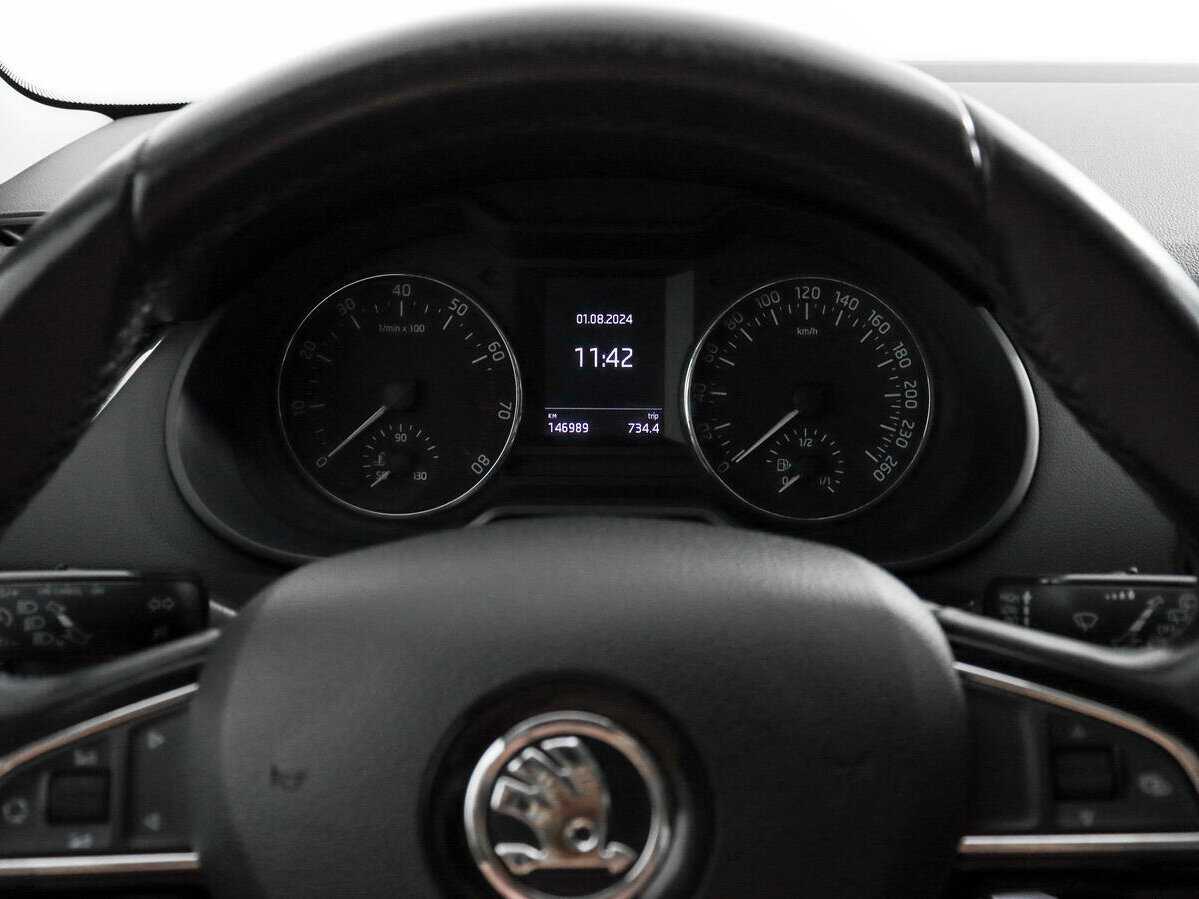 Skoda Octavia с пробегом — 2013 год. Фото: #15