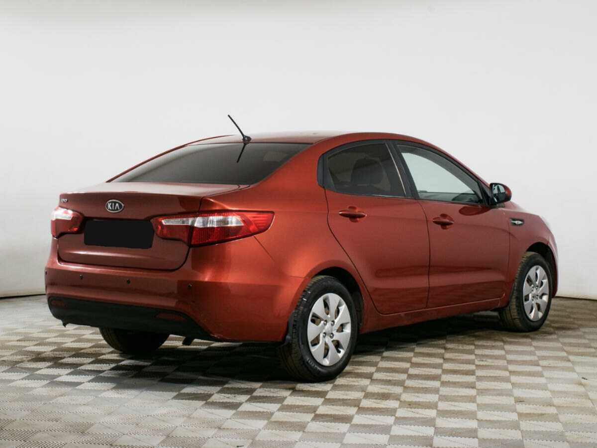 Kia Rio с пробегом — 2012 год. Фото: #4