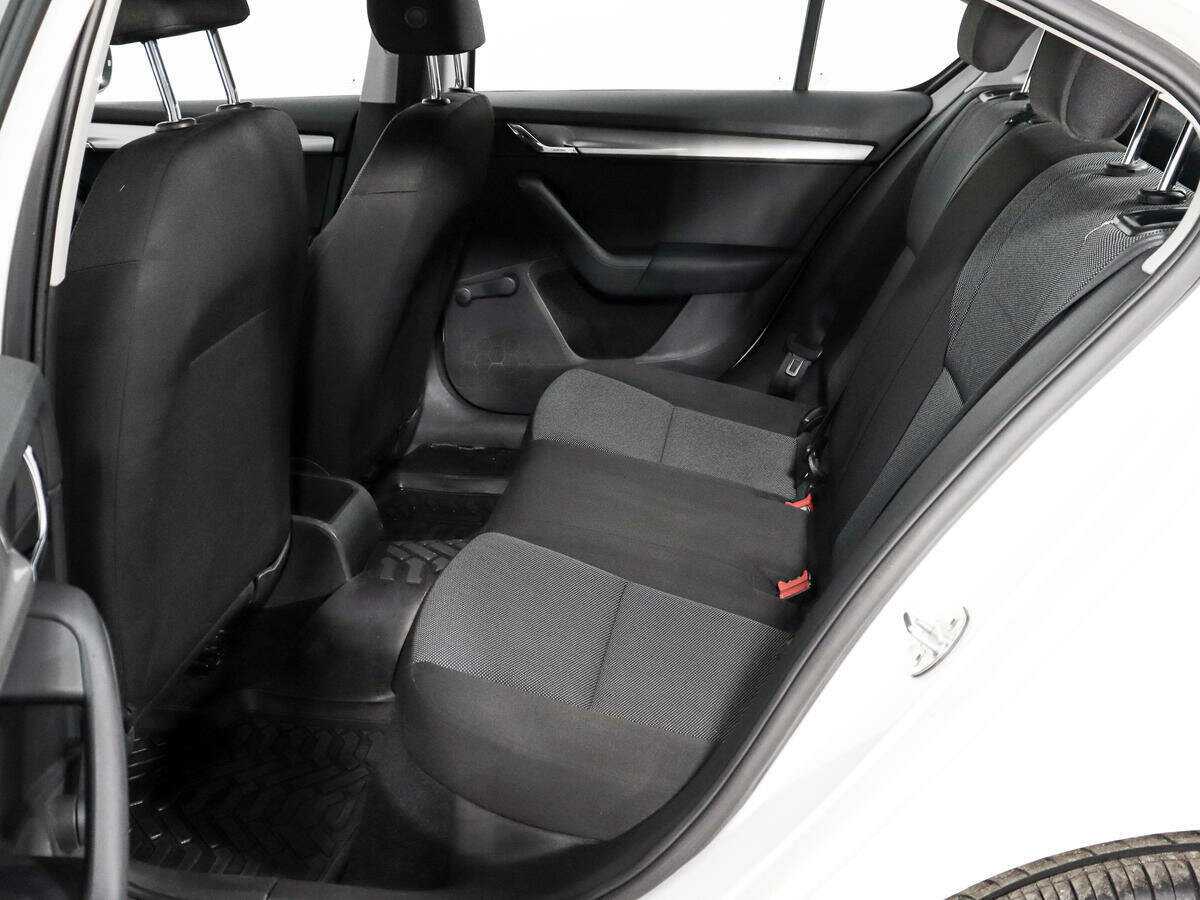 Skoda Octavia с пробегом — 2016 год. Фото: #9