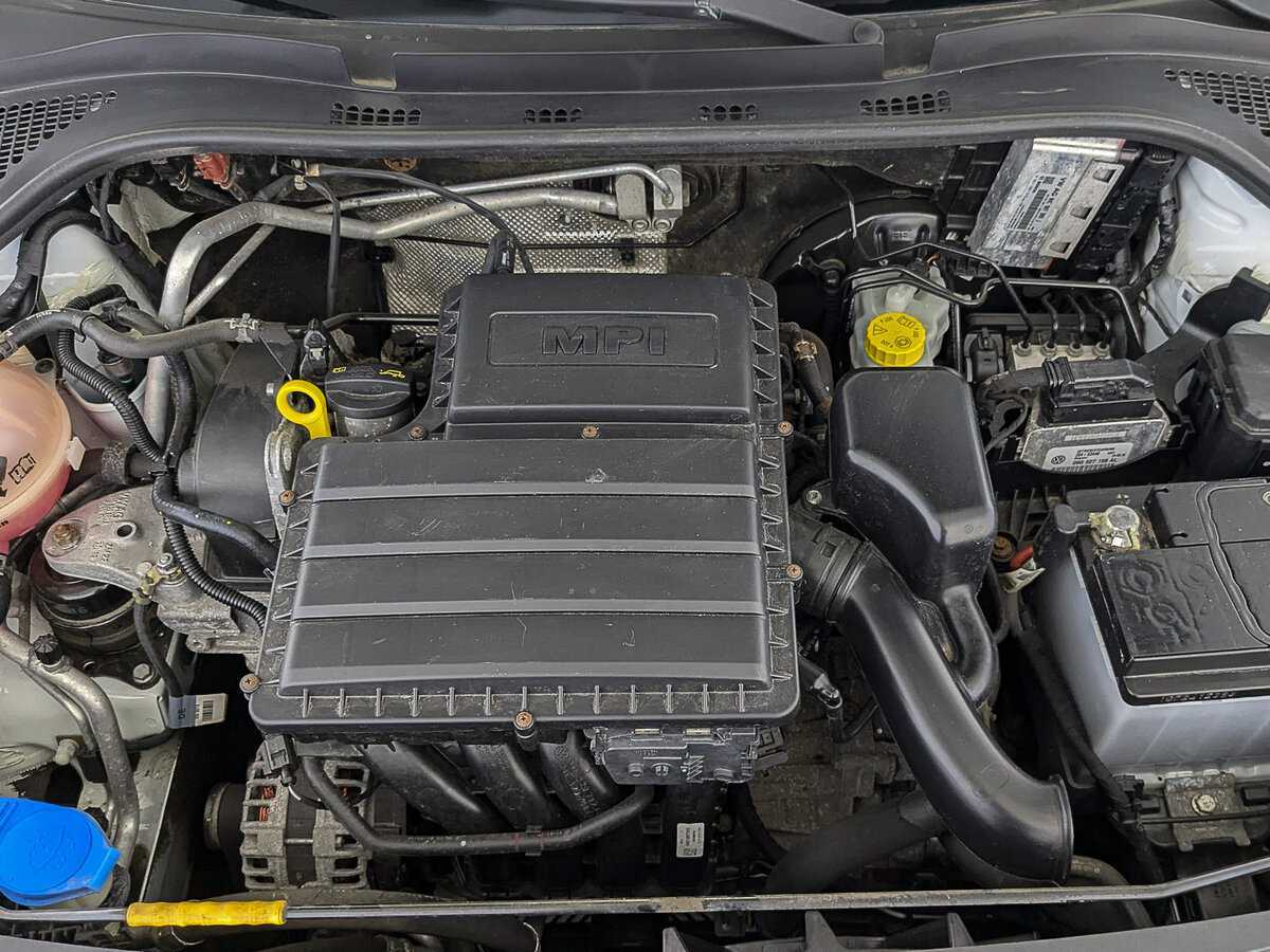 Skoda Rapid с пробегом — 2019 год. Фото: #8