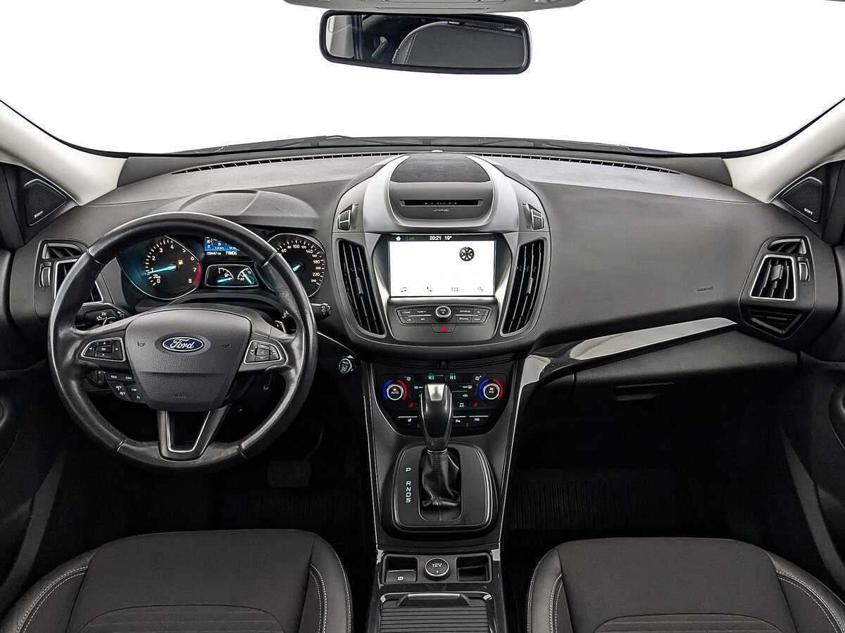 Ford Kuga с пробегом — 2018 год. Фото: #13