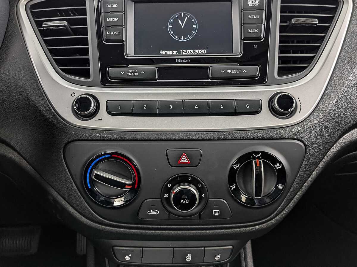 Hyundai Solaris с пробегом — 2017 год. Фото: #16