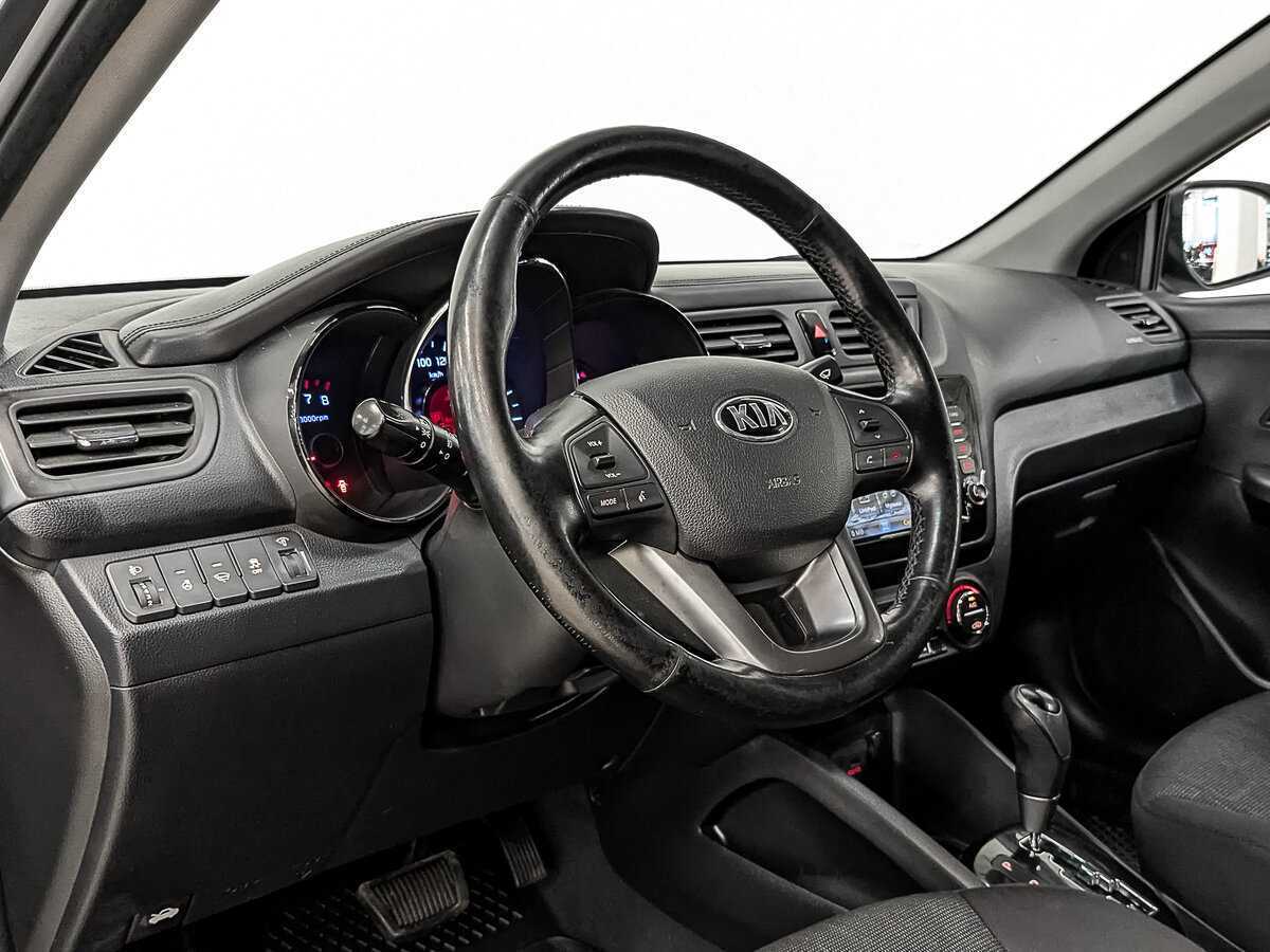 Kia Rio с пробегом — 2014 год. Фото: #14