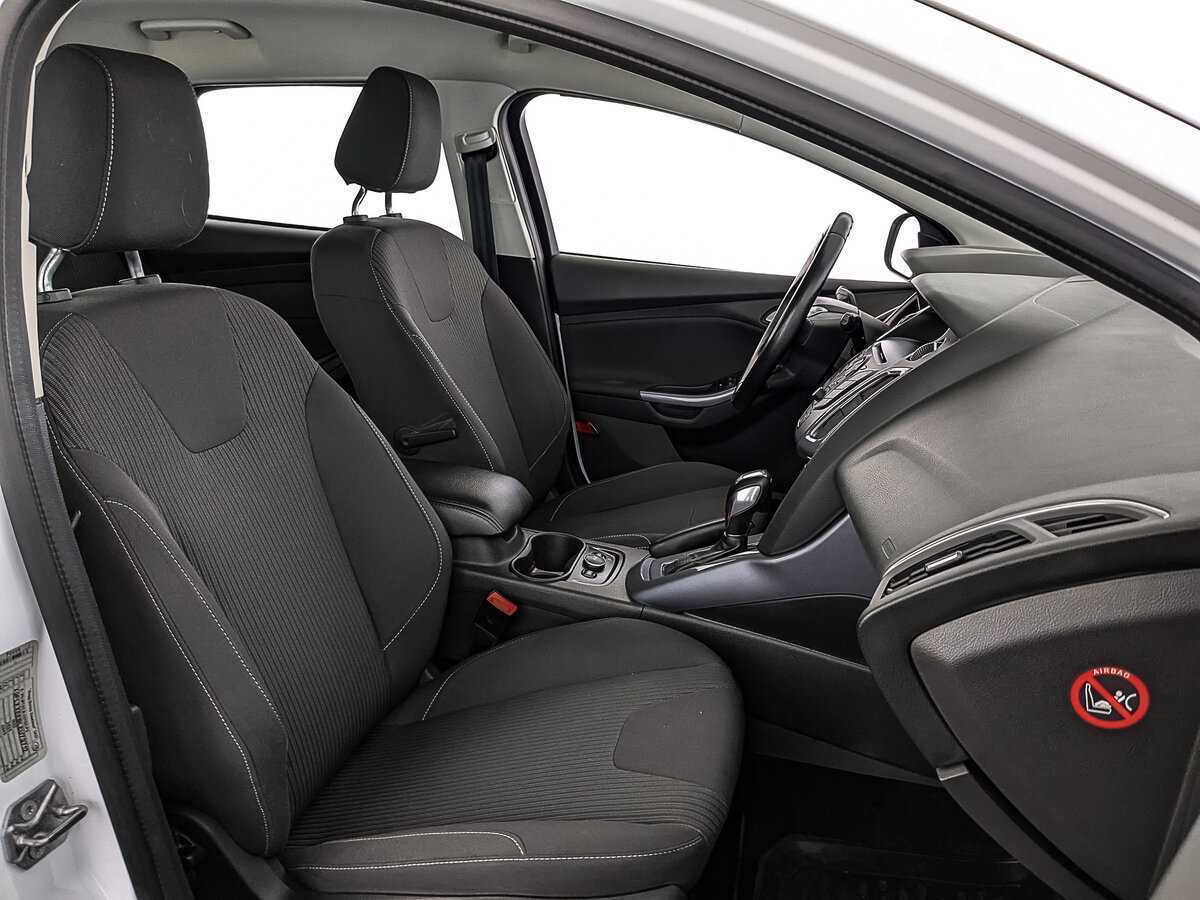 Ford Focus с пробегом — 2014 год. Фото: #23