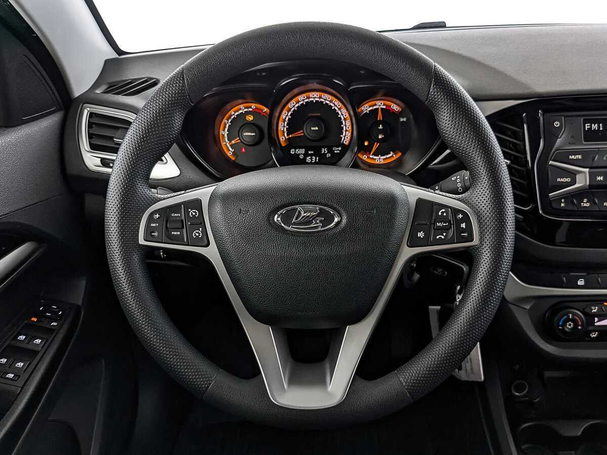 Lada (ВАЗ) Vesta с пробегом — 2021 год. Фото: #20