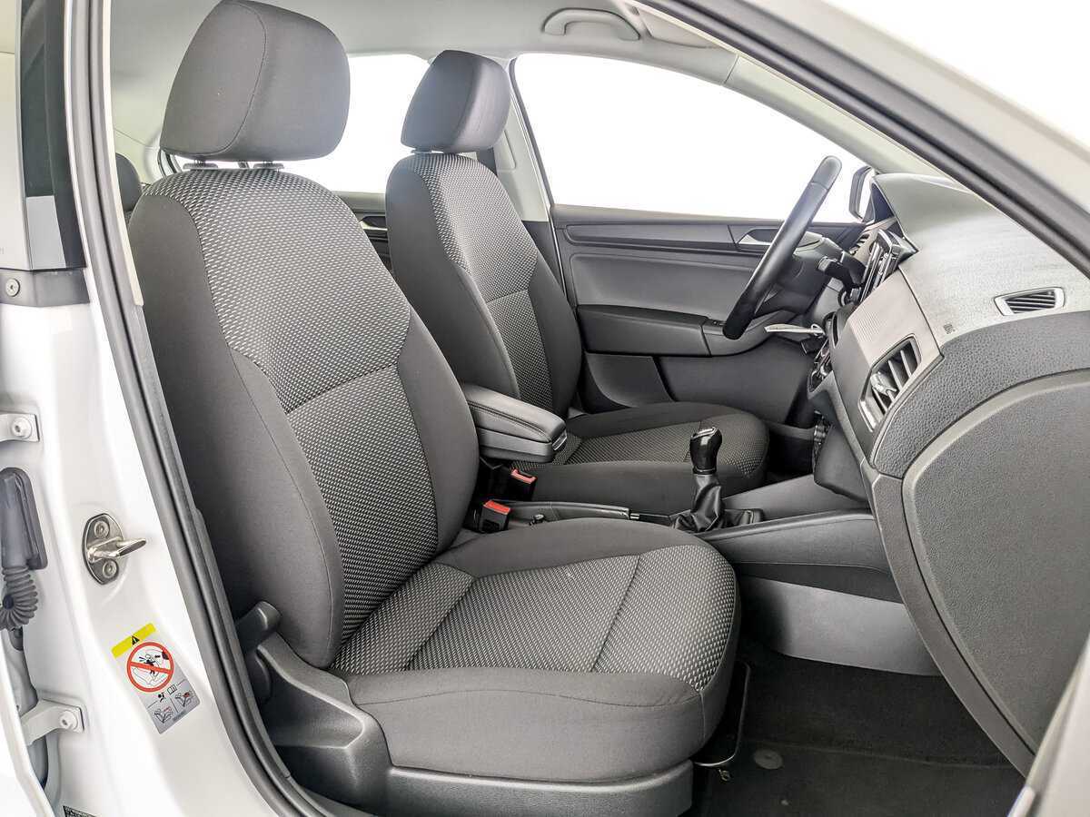 Volkswagen Polo с пробегом — 2021 год. Фото: #22