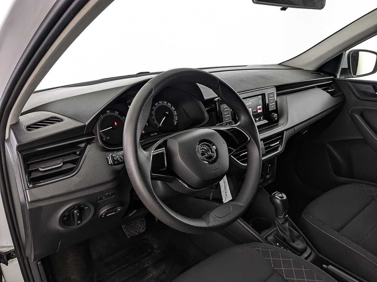 Skoda Rapid с пробегом — 2020 год. Фото: #14